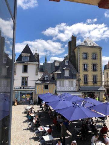 Grand Studio En Hyper Centre Lägenhet Quimper Exteriör bild